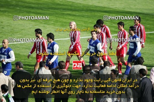2000978, Tehran, Iran, لیگ برتر فوتبال ایران، Persian Gulf Cup، Week 8، First Leg، Persepolis 2 v 1 Esteghlal on 2006/11/03 at Azadi Stadium