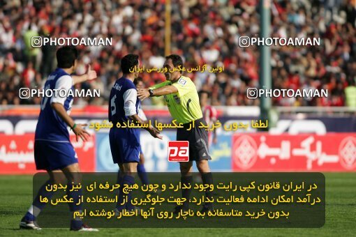 2000907, Tehran, Iran, لیگ برتر فوتبال ایران، Persian Gulf Cup، Week 8، First Leg، Persepolis 2 v 1 Esteghlal on 2006/11/03 at Azadi Stadium