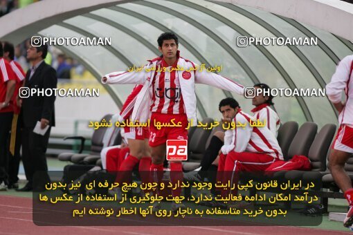 2000918, Tehran, Iran, لیگ برتر فوتبال ایران، Persian Gulf Cup، Week 8، First Leg، Persepolis 2 v 1 Esteghlal on 2006/11/03 at Azadi Stadium