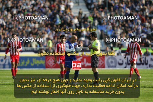 2000919, Tehran, Iran, لیگ برتر فوتبال ایران، Persian Gulf Cup، Week 8، First Leg، Persepolis 2 v 1 Esteghlal on 2006/11/03 at Azadi Stadium