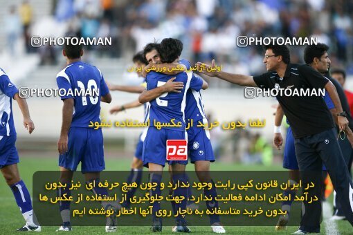 2057442, Tehran, Iran, لیگ برتر فوتبال ایران، Persian Gulf Cup، Week 10، First Leg، Esteghlal 5 v 2 Fajr-e Sepasi Shiraz on 2008/10/07 at Azadi Stadium