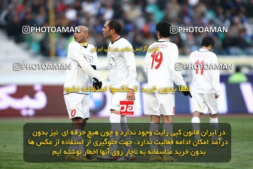 2058315, Tehran, Iran, لیگ برتر فوتبال ایران، Persian Gulf Cup، Week 23، Second Leg، Esteghlal 2 v 1 Saba Qom on 2009/01/23 at Azadi Stadium