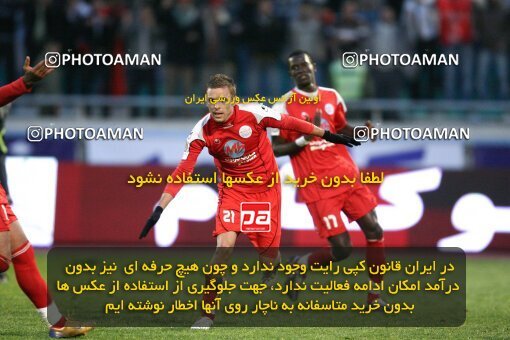 2058371, Tehran, Iran, Iran Pro League، Persian Gulf Cup، 2008-09 season، Second Leg، Week 24، Persepolis ۱ v ۰ Payam Khorasan on 2009/01/31 at Azadi Stadium