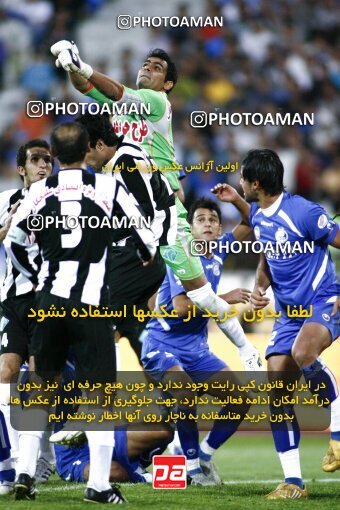 2153701, Tehran, Iran, لیگ برتر فوتبال ایران، Persian Gulf Cup، Week 13، First Leg، Esteghlal 1 v 1 Saba Qom on 2009/10/23 at Azadi Stadium