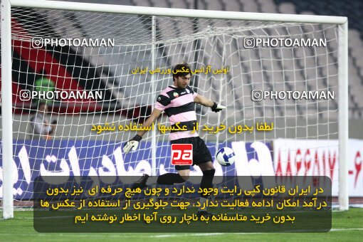 2160836, Tehran, Iran, لیگ برتر فوتبال ایران، Persian Gulf Cup، Week 16، ، 2009/11/05، Persepolis 2 - 1 Aboumoslem