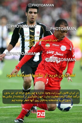 2160968, Tehran, Iran, لیگ برتر فوتبال ایران، Persian Gulf Cup، Week 16، ، 2009/11/05، Persepolis 2 - 1 Aboumoslem