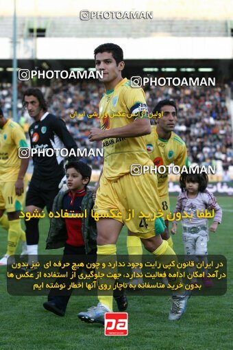 2161084, Tehran, Iran, لیگ برتر فوتبال ایران، Persian Gulf Cup، Week 16، ، 2009/11/07، Rah Ahan 3 - 2 Esteghlal