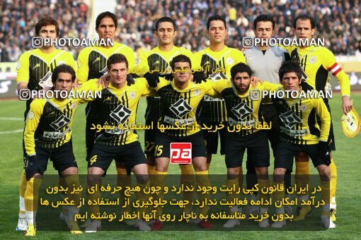 2163954, Tehran, Iran, لیگ برتر فوتبال ایران، Persian Gulf Cup، Week 19، Second Leg، 2009/12/11، Esteghlal 3 - 2 Fajr-e Sepasi Shiraz