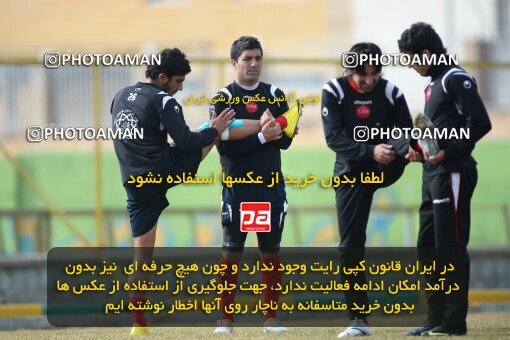 2191916, Tehran, Iran, لیگ برتر فوتبال ایران, Persepolis Football Team Training Session on 2010/01/19 at Karegaran Stadium