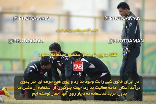 2191933, Tehran, Iran, لیگ برتر فوتبال ایران, Persepolis Football Team Training Session on 2010/01/19 at Karegaran Stadium
