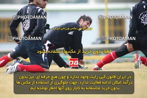 2191935, Tehran, Iran, لیگ برتر فوتبال ایران, Persepolis Football Team Training Session on 2010/01/19 at Karegaran Stadium