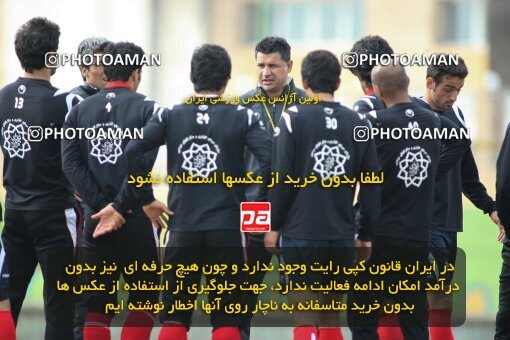 2191941, Tehran, Iran, لیگ برتر فوتبال ایران, Persepolis Football Team Training Session on 2010/01/19 at Karegaran Stadium