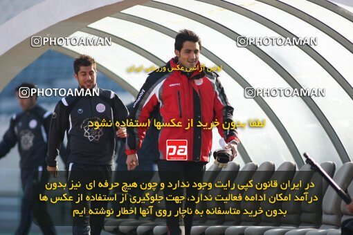 2192011, Tehran, Iran, لیگ برتر فوتبال ایران، Persian Gulf Cup، Week 24، Second Leg، 2010/01/22، Persepolis 1 - 0 Rah Ahan
