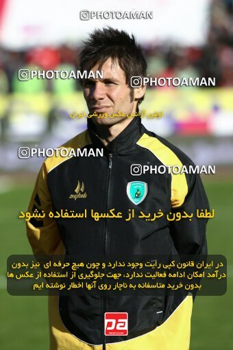 2192008, Tehran, Iran, لیگ برتر فوتبال ایران، Persian Gulf Cup، Week 24، Second Leg، 2010/01/22، Persepolis 1 - 0 Rah Ahan