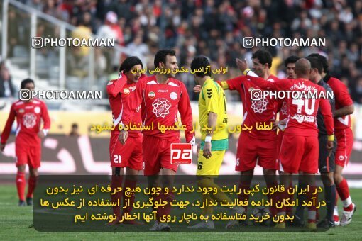 2192160, Tehran, Iran, لیگ برتر فوتبال ایران، Persian Gulf Cup، Week 24، Second Leg، 2010/01/22، Persepolis 1 - 0 Rah Ahan