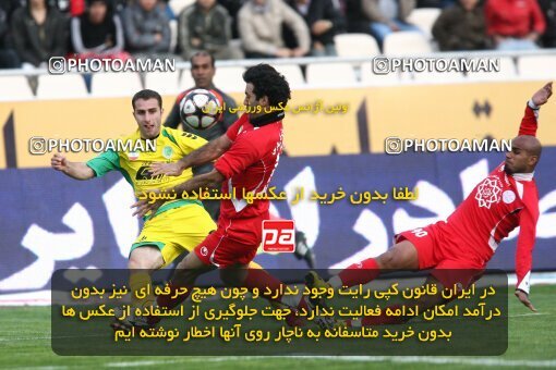 2192196, Tehran, Iran, لیگ برتر فوتبال ایران، Persian Gulf Cup، Week 24، Second Leg، 2010/01/22، Persepolis 1 - 0 Rah Ahan