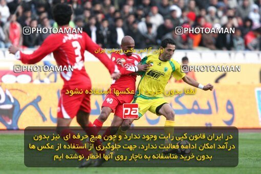 2192211, Tehran, Iran, لیگ برتر فوتبال ایران، Persian Gulf Cup، Week 24، Second Leg، 2010/01/22، Persepolis 1 - 0 Rah Ahan