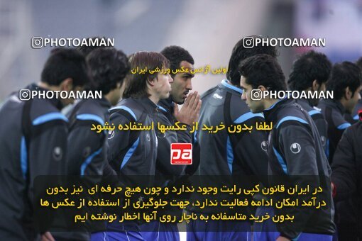 2192557, Tehran, Iran, لیگ برتر فوتبال ایران، Persian Gulf Cup، Week 25، Second Leg، Esteghlal 3 v 1 Aboumoslem on 2010/01/29 at Azadi Stadium