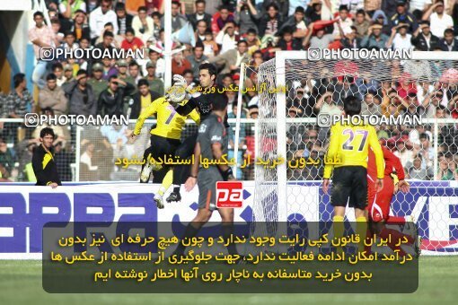 2193931, Shiraz, Iran, لیگ برتر فوتبال ایران، Persian Gulf Cup، Week 27، Second Leg، 2010/02/19، Fajr-e Sepasi Shiraz 1 - 2 Persepolis