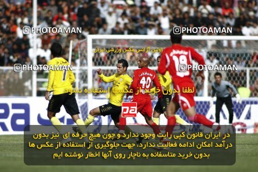 2193979, Shiraz, Iran, لیگ برتر فوتبال ایران، Persian Gulf Cup، Week 27، Second Leg، 2010/02/19، Fajr-e Sepasi Shiraz 1 - 2 Persepolis