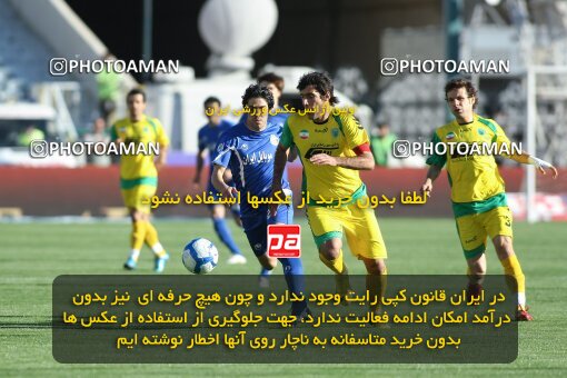 2201950, Tehran, Iran, لیگ برتر فوتبال ایران، Persian Gulf Cup، Week 33، Second Leg، 2010/05/06، Esteghlal 1 - 0 Rah Ahan