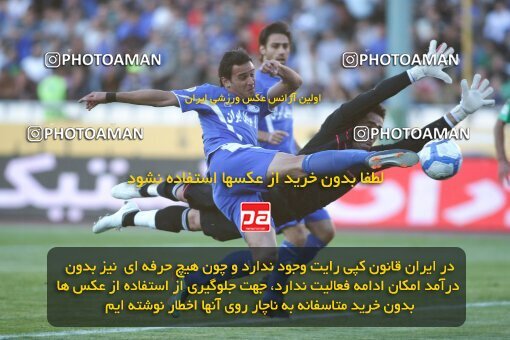 2202097, Tehran, Iran, لیگ برتر فوتبال ایران، Persian Gulf Cup، Week 33، Second Leg، 2010/05/06، Esteghlal 1 - 0 Rah Ahan