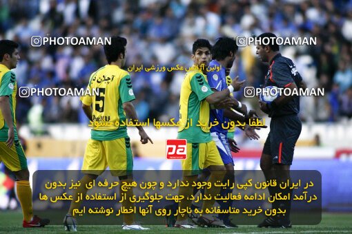 2201954, Tehran, Iran, لیگ برتر فوتبال ایران، Persian Gulf Cup، Week 33، Second Leg، 2010/05/06، Esteghlal 1 - 0 Rah Ahan
