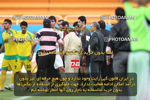 2202109, Tehran, Iran, لیگ برتر فوتبال ایران، Persian Gulf Cup، Week 34، Turning Play، Rah Ahan 0 v 0 Fajr-e Sepasi Shiraz on 2010/05/18 at Ekbatan Stadium