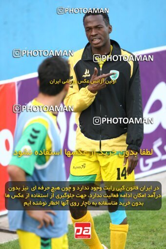 2202425, Tehran, Iran, لیگ برتر فوتبال ایران، Persian Gulf Cup، Week 34، Turning Play، Rah Ahan 0 v 0 Fajr-e Sepasi Shiraz on 2010/05/18 at Ekbatan Stadium
