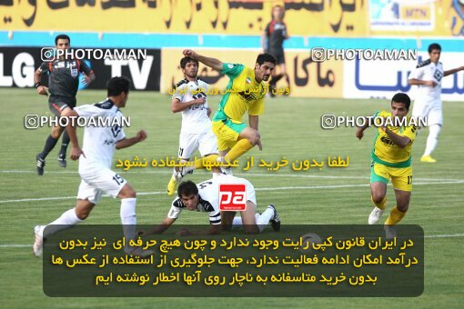 2202460, Tehran, Iran, لیگ برتر فوتبال ایران، Persian Gulf Cup، Week 34، Turning Play، Rah Ahan 0 v 0 Fajr-e Sepasi Shiraz on 2010/05/18 at Ekbatan Stadium