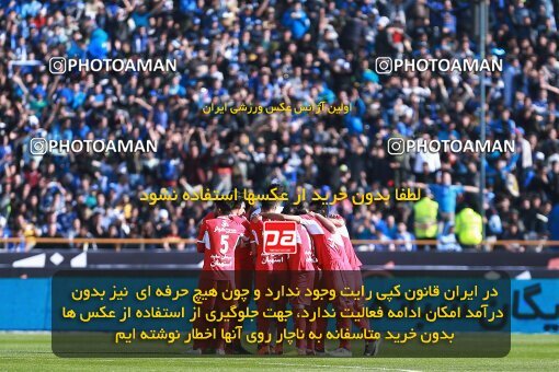 1961287, Tehran, Iran, لیگ برتر فوتبال ایران، Persian Gulf Cup، Week 25، Second Leg، Esteghlal 1 v 0 Persepolis on 2018/03/01 at Azadi Stadium