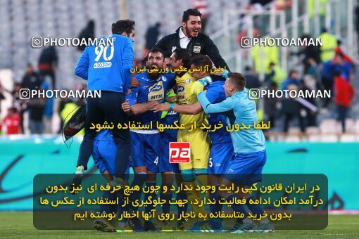 1961322, Tehran, Iran, لیگ برتر فوتبال ایران، Persian Gulf Cup، Week 25، Second Leg، Esteghlal 1 v 0 Persepolis on 2018/03/01 at Azadi Stadium