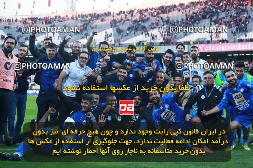 1961335, Tehran, Iran, لیگ برتر فوتبال ایران، Persian Gulf Cup، Week 25، Second Leg، Esteghlal 1 v 0 Persepolis on 2018/03/01 at Azadi Stadium