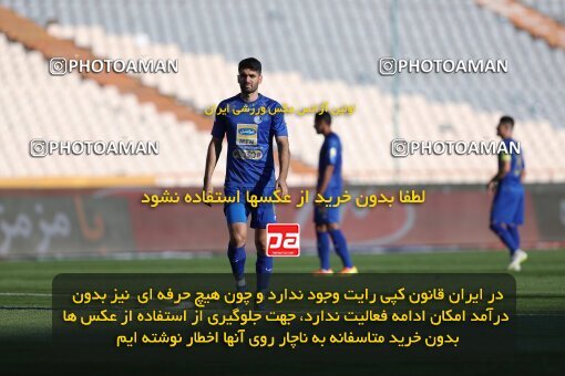 2033403, Iran Football Pro League، Persian Gulf Cup، Week 6، First Leg، 2019/10/04، Tehran، Azadi Stadium، Esteghlal 2 - ۱ Gol Gohar Sirjan