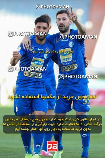 2033406, Iran Football Pro League، Persian Gulf Cup، Week 6، First Leg، 2019/10/04، Tehran، Azadi Stadium، Esteghlal 2 - ۱ Gol Gohar Sirjan