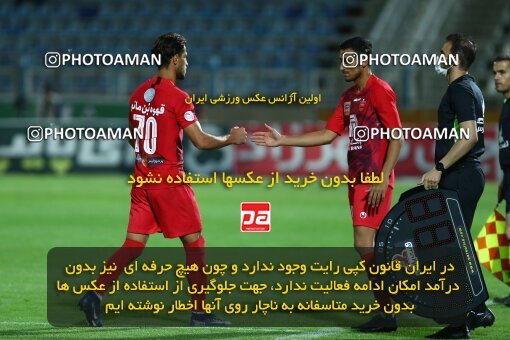 1977793, Tabriz, Iran, Iran Football Pro League، Persian Gulf Cup، Week 24، Second Leg، Mashin Sazi Tabriz 0 v 1 Persepolis on 2020/07/10 at Gostaresh Foolad Stadium