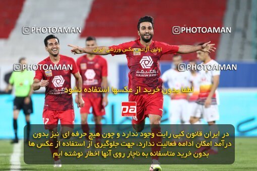 1977782, Tehran, Iran, Iran Football Pro League، Persian Gulf Cup، Week 25، Second Leg، Persepolis 1 v 0 Foulad Khouzestan on 2020/07/18 at Azadi Stadium