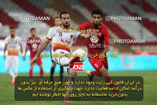 1977787, Tehran, Iran, Iran Football Pro League، Persian Gulf Cup، Week 25، Second Leg، Persepolis 1 v 0 Foulad Khouzestan on 2020/07/18 at Azadi Stadium