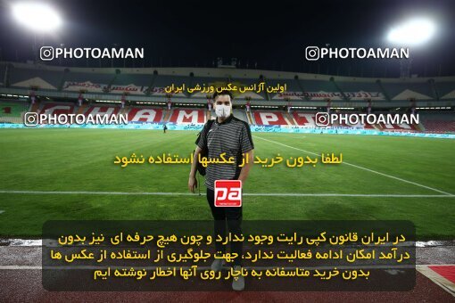1977973, Tehran, Iran, Iran Football Pro League، Persian Gulf Cup، Week 25، Second Leg، Persepolis 1 v 0 Foulad Khouzestan on 2020/07/18 at Azadi Stadium