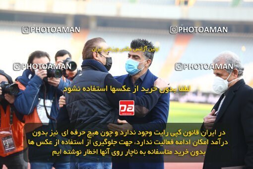 1978331, Tehran, Iran, لیگ برتر فوتبال ایران، Persian Gulf Cup، Week 6، First Leg، Persepolis 1 v 1 Zob Ahan Esfahan on 2020/12/31 at Azadi Stadium