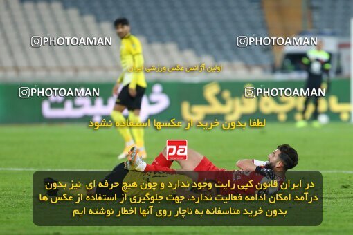 1978401, Tehran, Iran, لیگ برتر فوتبال ایران، Persian Gulf Cup، Week 7، First Leg، Persepolis 0 v 0 Sepahan on 2021/01/05 at Azadi Stadium