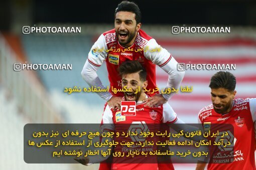 1991934, Tehran, Iran, لیگ برتر فوتبال ایران، Persian Gulf Cup، Week 11، First Leg، Persepolis 2 v 1 Foulad Khouzestan on 2021/01/18 at Azadi Stadium