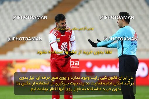 1991944, Tehran, Iran, لیگ برتر فوتبال ایران، Persian Gulf Cup، Week 11، First Leg، Persepolis 2 v 1 Foulad Khouzestan on 2021/01/18 at Azadi Stadium