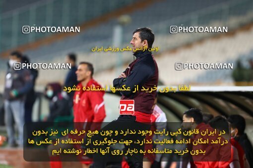 1991962, Tehran, Iran, لیگ برتر فوتبال ایران، Persian Gulf Cup، Week 11، First Leg، Persepolis 2 v 1 Foulad Khouzestan on 2021/01/18 at Azadi Stadium