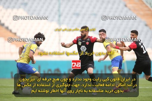1996733, Tehran, Iran, لیگ برتر فوتبال ایران، Persian Gulf Cup، Week 18، Second Leg، Persepolis 2 v 1 Naft M Soleyman on 2021/03/18 at Azadi Stadium