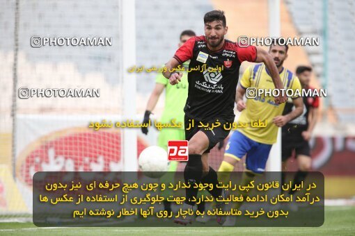 1996754, Tehran, Iran, لیگ برتر فوتبال ایران، Persian Gulf Cup، Week 18، Second Leg، Persepolis 2 v 1 Naft M Soleyman on 2021/03/18 at Azadi Stadium