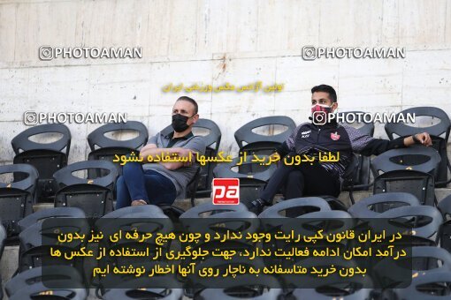 1992420, Tehran, Iran, لیگ برتر فوتبال ایران، Persian Gulf Cup، Week 20، Second Leg، Persepolis 2 v 0 Nassaji Qaemshahr on 2021/04/08 at Azadi Stadium