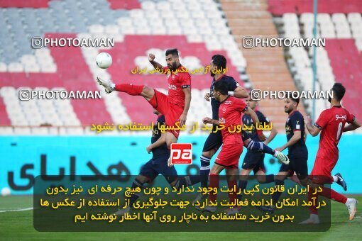 1992460, Tehran, Iran, لیگ برتر فوتبال ایران، Persian Gulf Cup، Week 20، Second Leg، Persepolis 2 v 0 Nassaji Qaemshahr on 2021/04/08 at Azadi Stadium