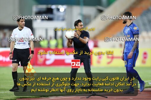 1992514, Tehran, Iran, لیگ برتر فوتبال ایران، Persian Gulf Cup، Week 23، Second Leg، Persepolis 1 v 0 Esteghlal on 2021/05/14 at Azadi Stadium