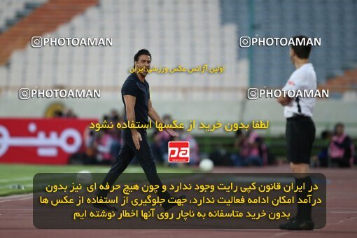 1996804, Tehran, Iran, لیگ برتر فوتبال ایران، Persian Gulf Cup، Week 23، Second Leg، Persepolis 1 v 0 Esteghlal on 2021/05/14 at Azadi Stadium